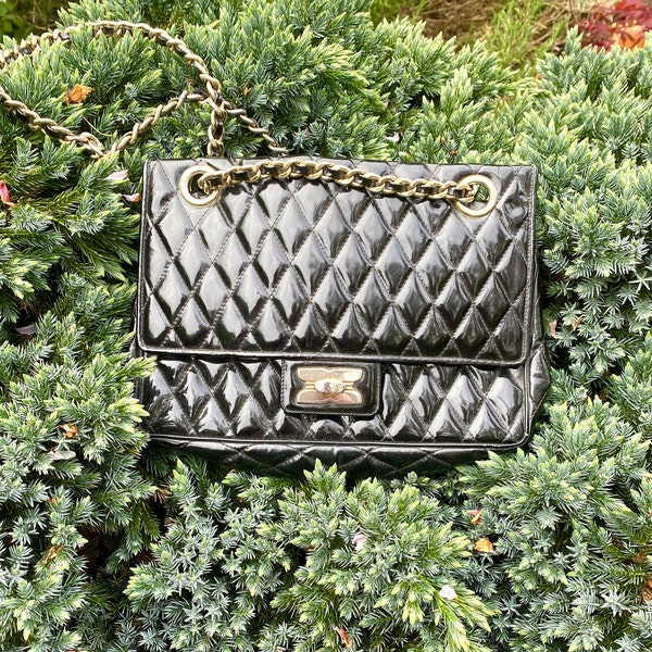 Vintage Chanel style quilted black patent leather bag