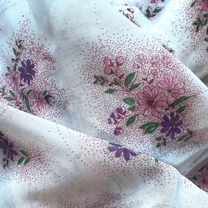 1970&#39;s Pink and Lilac Floral Fabric