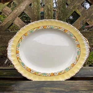 Well-preserved Vintage Yellow Grindley Pottery Oval platter from 1936-1954