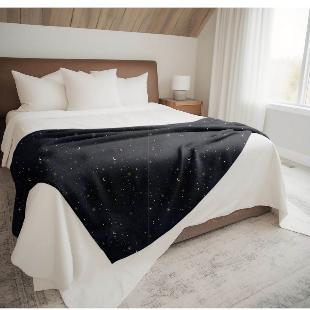 Throw Blanket of Celestara main image 1