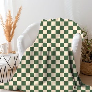 GREEN Checkered Throw Blanket Custom Name Plaid Blanket Monogrammed Sherpa Fleece Tween Girl Gifts Best Friend Blanket Sister Retro Blanket