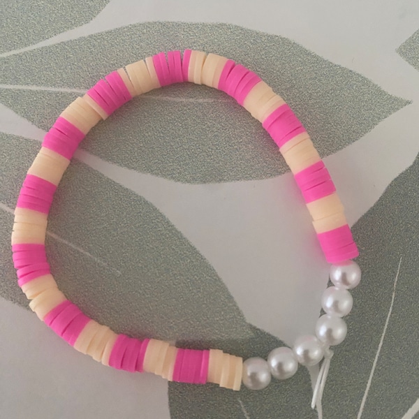 Bracelet rose et beige fais mains