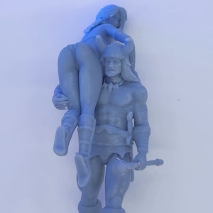 Barbarian Miniature: Male Carrying Female, 32mm Scale, Unpainted Resin