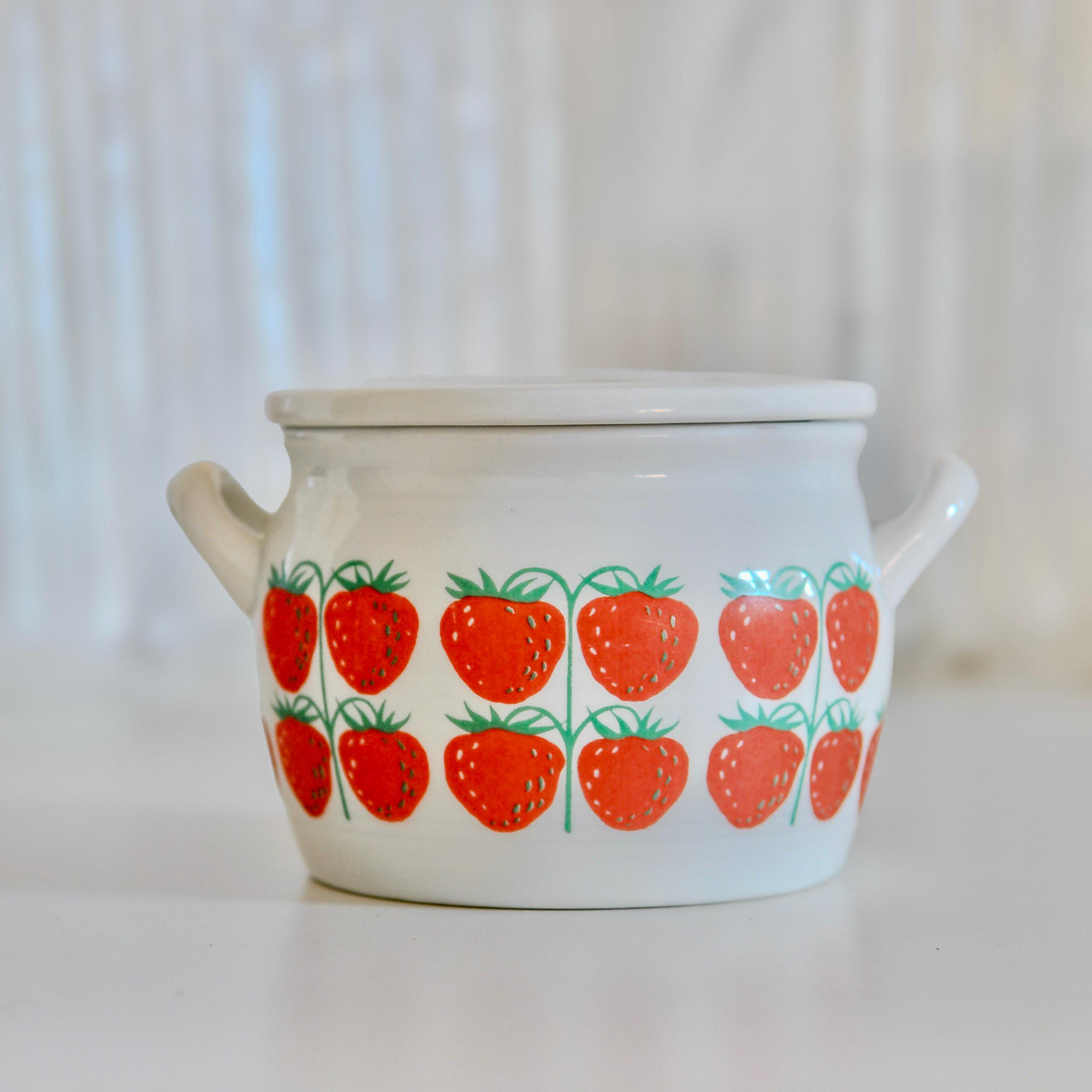 Arabia Pomona Strawberry - Etsy
