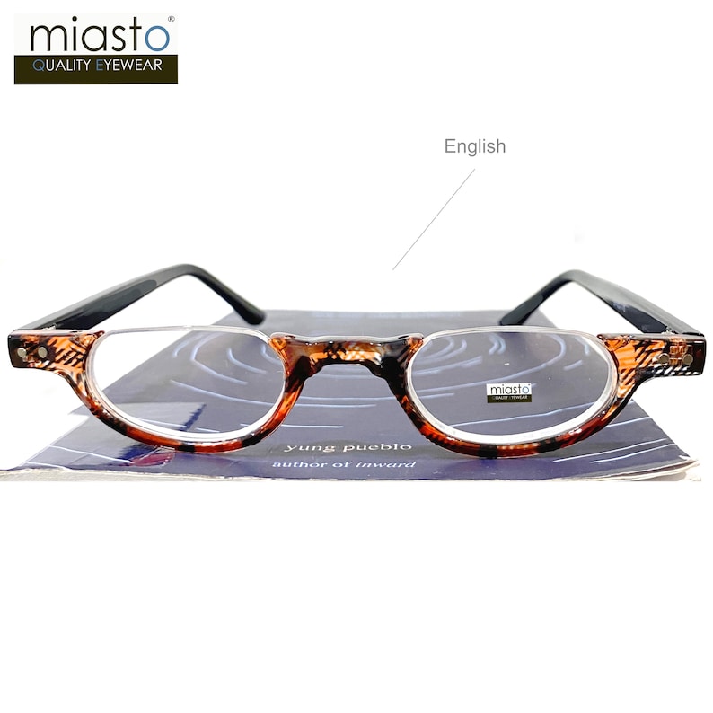 Occhiali da lettura ovali senza montatura con montatura mezza luna di qualità ottica Rx +1,00+1,25+1,50+1,75+2,00+2,25+2,50+2,75+3,00 (vestibilità piccola) realizzati su ordinazione English