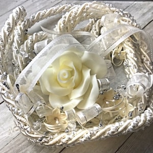 Beautiful Ivory and Gold Intertwine Silver Embellishment Accent Rope Migajon Lazo Wedding Lasso Lazos De Boda Tradicional Bridal Gift Box
