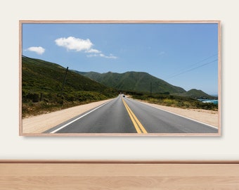 Arte de TV con marco Samsung en Pacific Coast Highway / Viaje por carretera en Big Sur