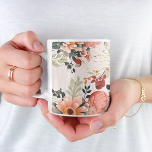 Caneca floral prensada, caneca floral boho, caneca de café cottagecore, caneca de café botânica, caneca de jardim de flores, caneca de flores