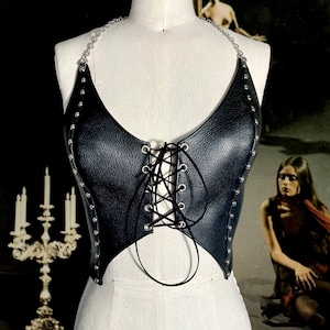 VAMPYRO Domed Down Leather Lace-Up Princess Corset