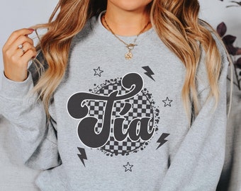 Retro Tia Sweatshirt Aunt Sweater Checkered Tia Pullover Gift for Aunt Tia Gift Pregnancy Reveal to Aunt Crewneck for Auntie Sweater
