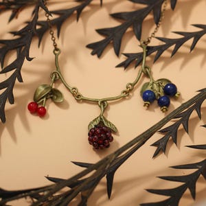 Vintage Fruit Very Berry Charm Necklace Brass Berries Pendant Botanical Resin Jewelry Gift for Her, Fruit Jewelry for Women,Vintage Necklace
