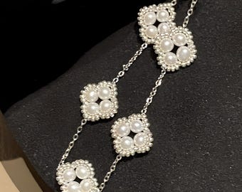 Perle Klee Silber Kette Armband, eleganter Schmuck für jeden Tag, ein zierliches Geschenk für Sie