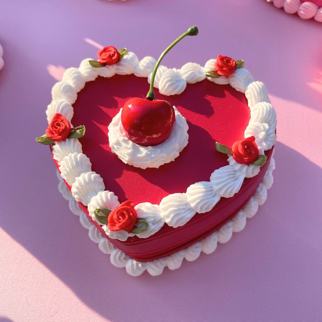 Red Velvet Heart Zippered Jewelry Box Vintage Decor Fake Cake Trinket ...