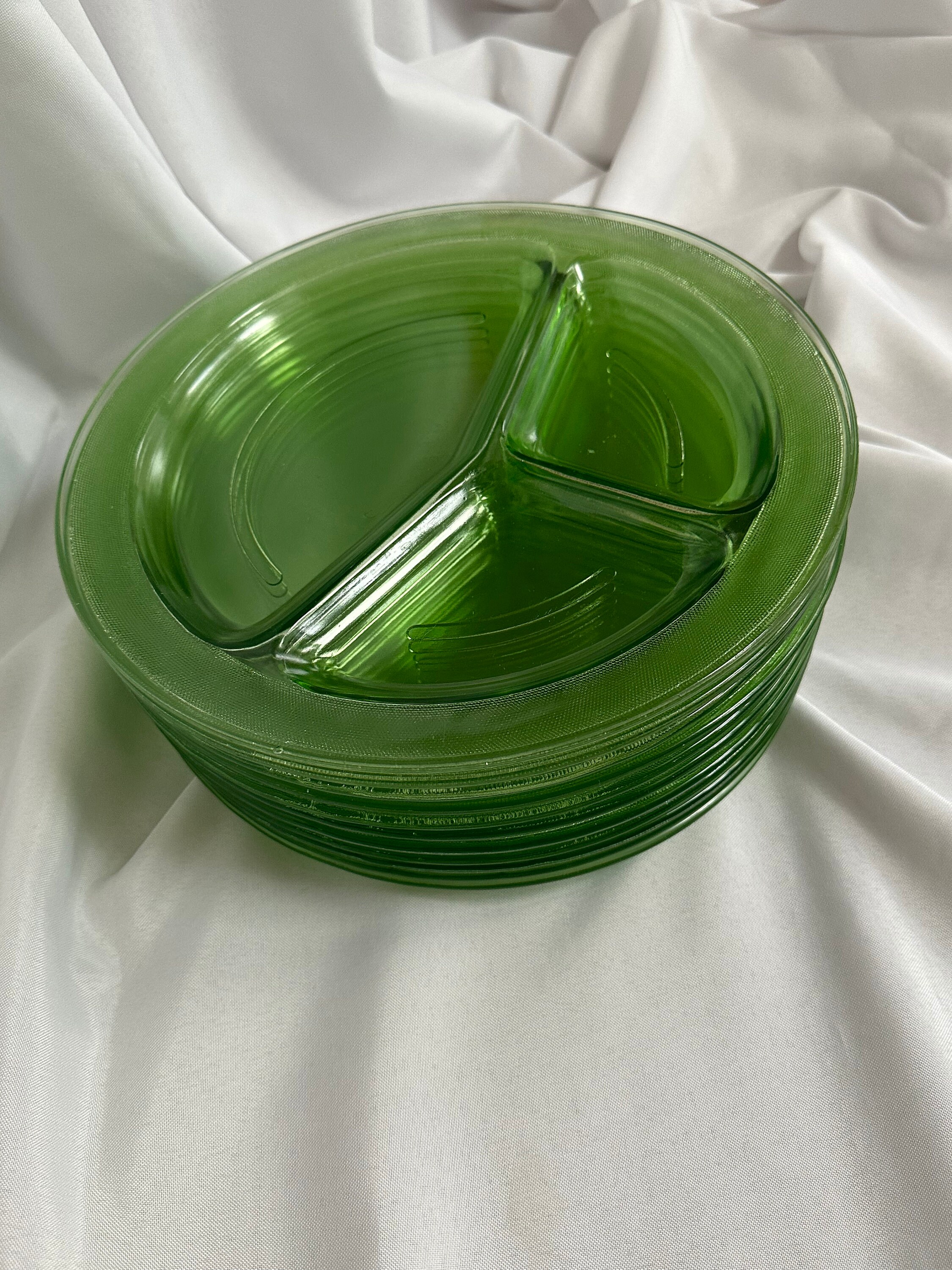 1930s Vintage Uranium Vaseline Green Depression Glass Divided Grill