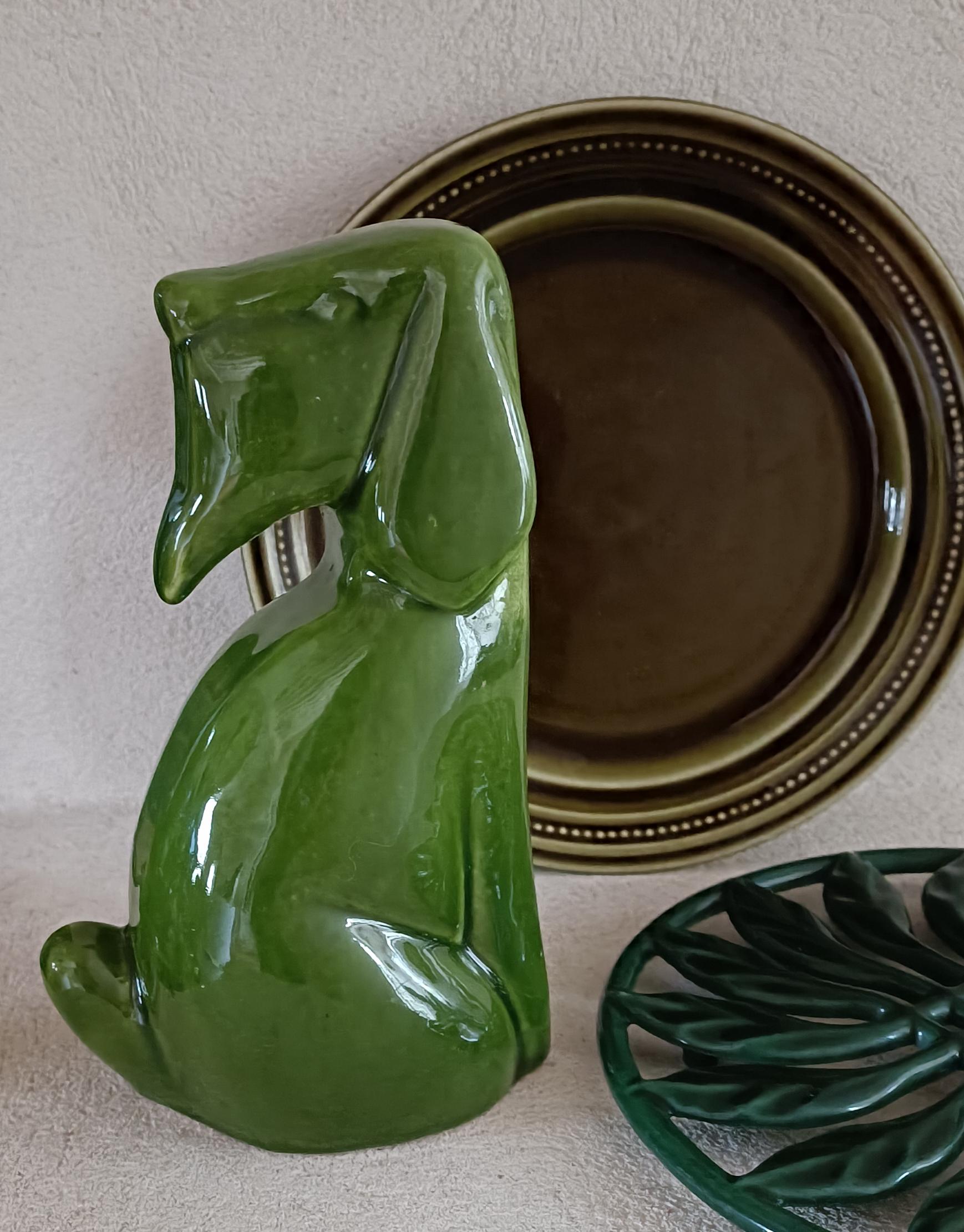 Ancien Jouet Tirelire En Bois Forme Poire, Made In France FMF, Années 60