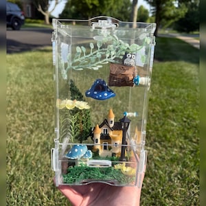 Blue Mushroom Cottagecore Jumping Spider Enclosure! 4 x 4 x 8 in