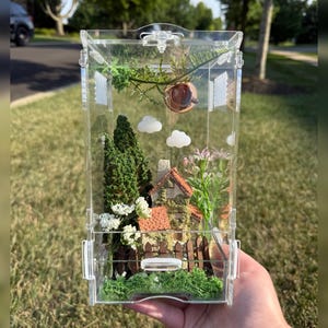 Vintage Cottagecore House Jumping Spider Enclosure! 4 x 4 x 8 in
