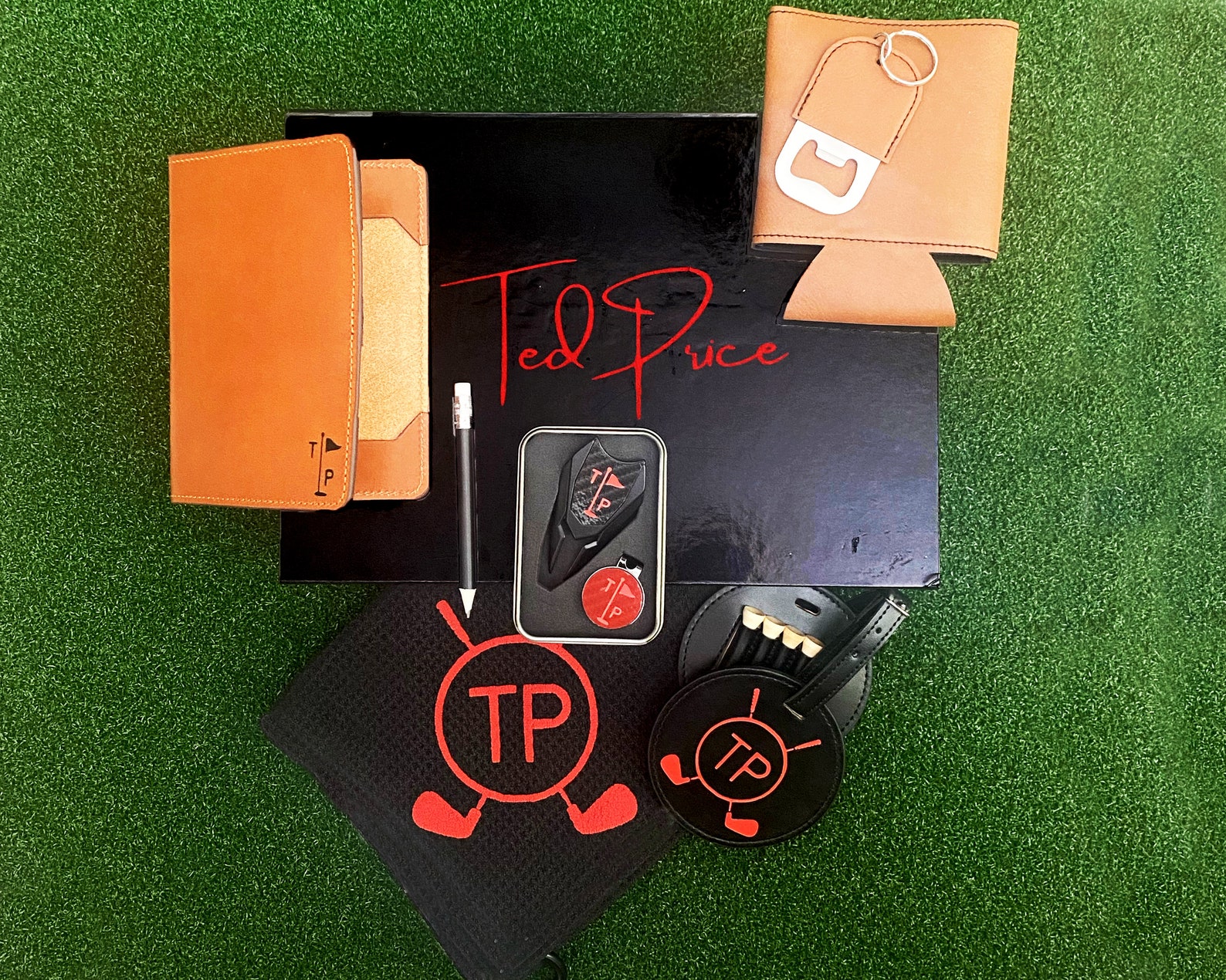 5. Personalized Golf Ball Gift Set