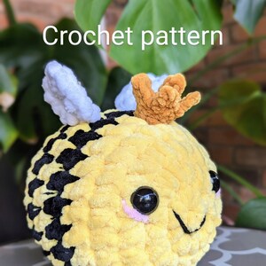 Queen Bee Crochet Pattern - Etsy