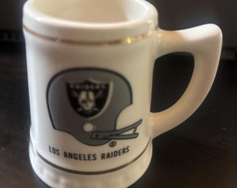 ヴィンテージのロサンゼルスNFLフットボール装飾ショットグラス。ほぼ完璧な状態。非常に素晴らしい。
