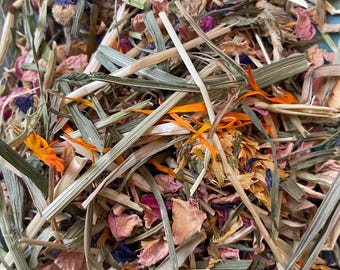 Dried Rabbit Forage Mix: Organic Rose, Lavender, Calendula & Cornflower