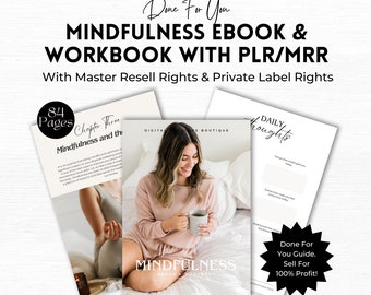 Op de afbeelding: Een digitale productbundel voor mindfulness, inclusief een e-book en een werkboek. De omslag van het e-book toont een vrouw die op een bed zit en een mok vasthoudt. De tekst op de omslag luidt "Mindfulness Ebook & Workbook". De tekst op de productbeschrijving luidt "Done For You Guide. Sell For 100% Profit!"