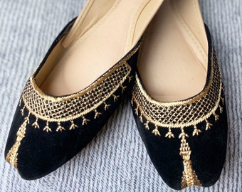 Black & Gold Mesh Delight Khussa Jutti Indian Pakistani Womens Shoes Pumps Slip on Footwear Wedding