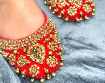 Royal Red & Gold Jubilee Khussa Jutti Indian Pakistani Womens Pumps Footwear Weddings Padded Sole