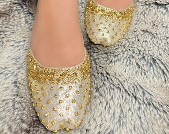 Khussa Jutti dorado con incrustaciones de diamantes, jutti indio pakistaní punjabi, zapatos de tacón sin cordones para boda, calzado tradicional para mujer