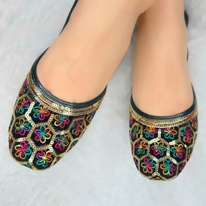 Handmade Ladies Black & Gold Multi Colour Floral Khussa Jutti | Indian Pakistani Punjabi Jutti | Wedding Shoes | Jutti For Women