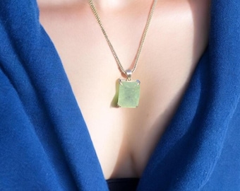 Genuine Zambian Emerald Handmade Pendant – 15.85 Carat | 925 Silver | Free Worldwide Shipping