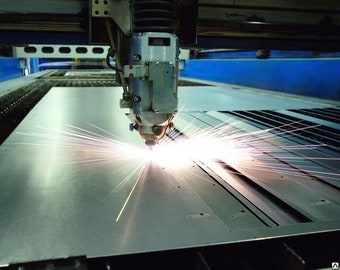 Servizio di lavorazione dei metalli / Taglio laser, piegatura, saldatura / Componenti personalizzati