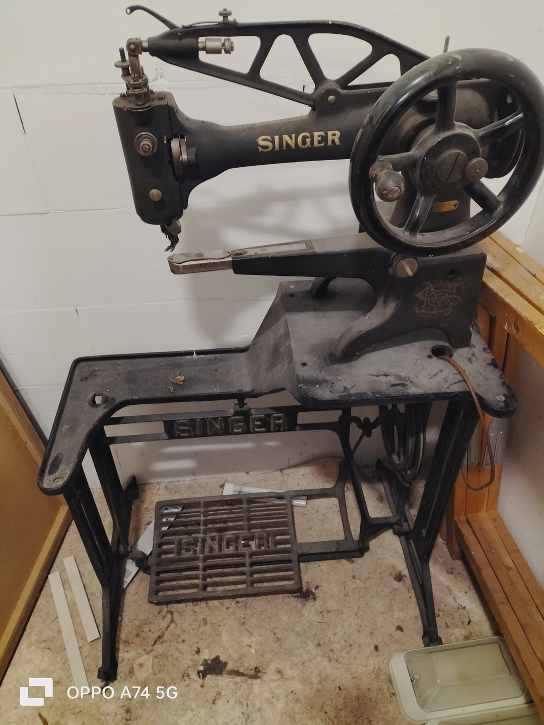 Antique Singer Cast Iron Industrial 29K71 Cobbler Leather Treadle