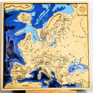 Carte 3D en bois à 8 couches de l'Europe