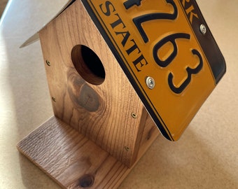 FREE SHIPPING*** Birdhouse - State License Plate - Bird Nest - Colorado Made