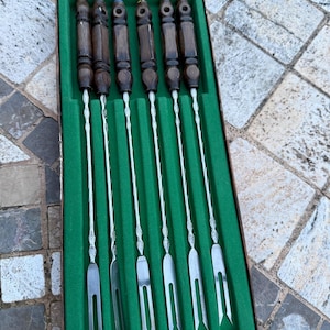 Vintage Set di 6 forchette per fonduta in scatola originale con manico colorato.