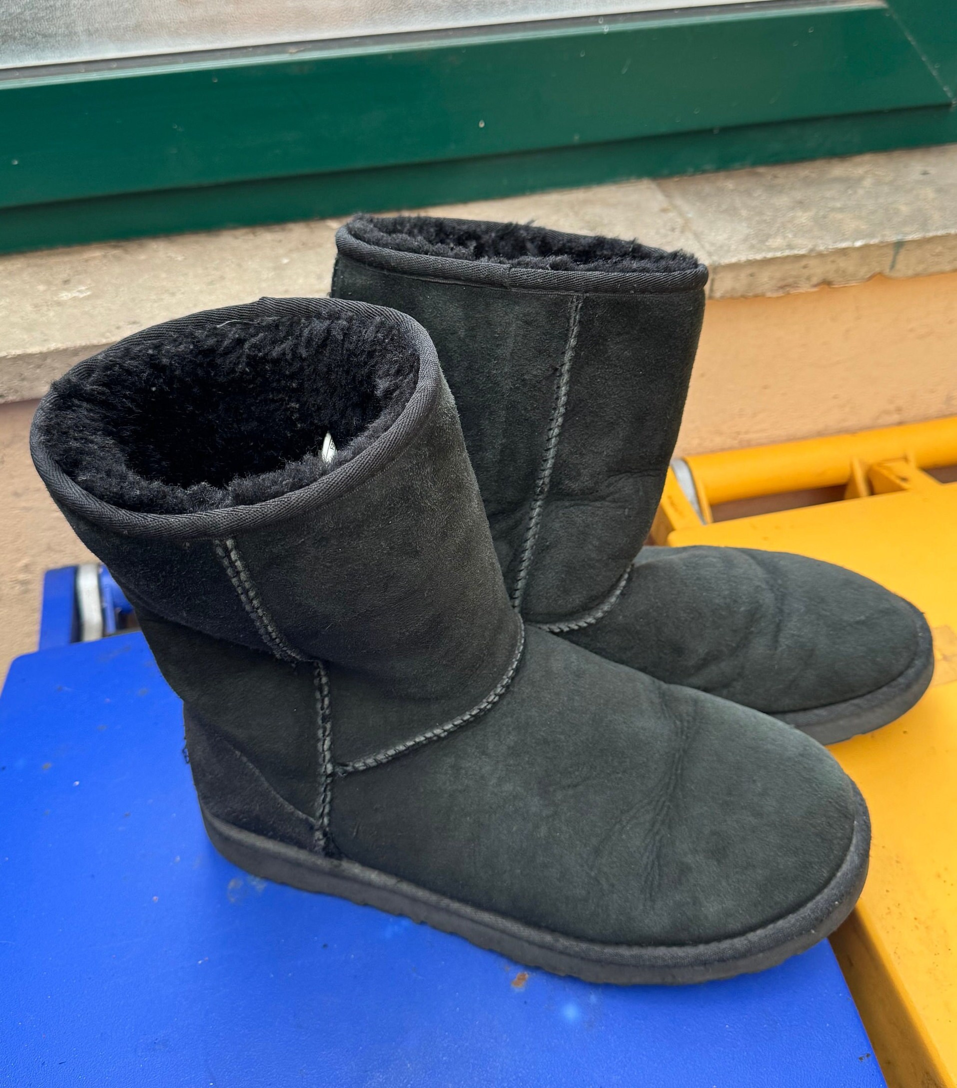 Used ugg online boots for sale