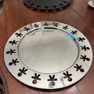 Vintage Alessi roundabout big tray 40 cm, silver metal. Very good conditions. Vassoio Alessi Girotondo King Kong Acciaio 18/10