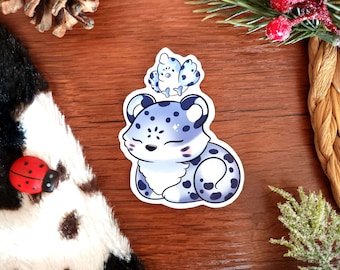 Pegatina de leopardo de las nieves: adorable ilustración de pantera de las nieves. Vinilo brillante e impermeable para portátil, diario y álbum de recortes.