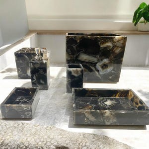 Black Agate Bathroom Accessory Vanity Top Set Handmade Crystal Stone Soap Dispenser Tray with New Design Tissue Box & Modern Bath Decors