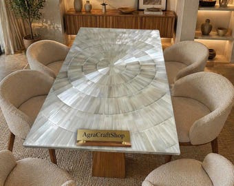 Mesa de comedor de piedra de selenita, mesa con incrustaciones de cristal hechas a mano, muebles de lujo con cristales curativos para la decoración moderna de salas de estar y comedores.