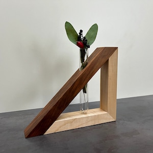 Wooden vase holder walnut / test tube holder including glass / test tube vase / test tube stand / wooden stand test tubes / wooden decoration