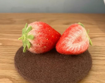 Felted Strawberry,Felted Fruit,Needle Felt Strawberry,Wool Felt Fruit,Strawberry Décor,Strawberry Garland,Summer Decor,Felted Shape