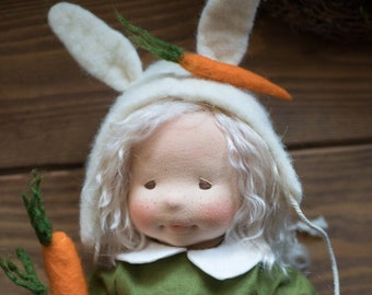 Poupée Arielle 15" inspirée de Waldorf, poupée ooak, poupée steiner, poupée en tissu, chapeau de lapin, poupée de collection,