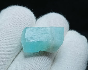 Natural Raw Aquamarine Crystal Gem