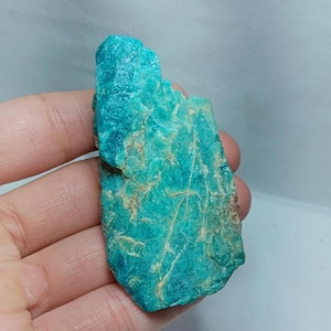 Turquesa en bruto más grande, piedra turquesa cruda, turquesa azul en bruto, tamaño 34 x 65 mm.