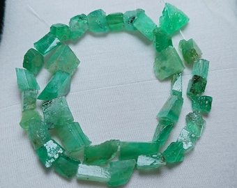 20 Pcs Drilled Emerald Rough Lot, Drilled Emerald Rough 10-20mm.