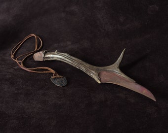 Digital decor photos of hand forged Boline knife. Set of 6 photos.