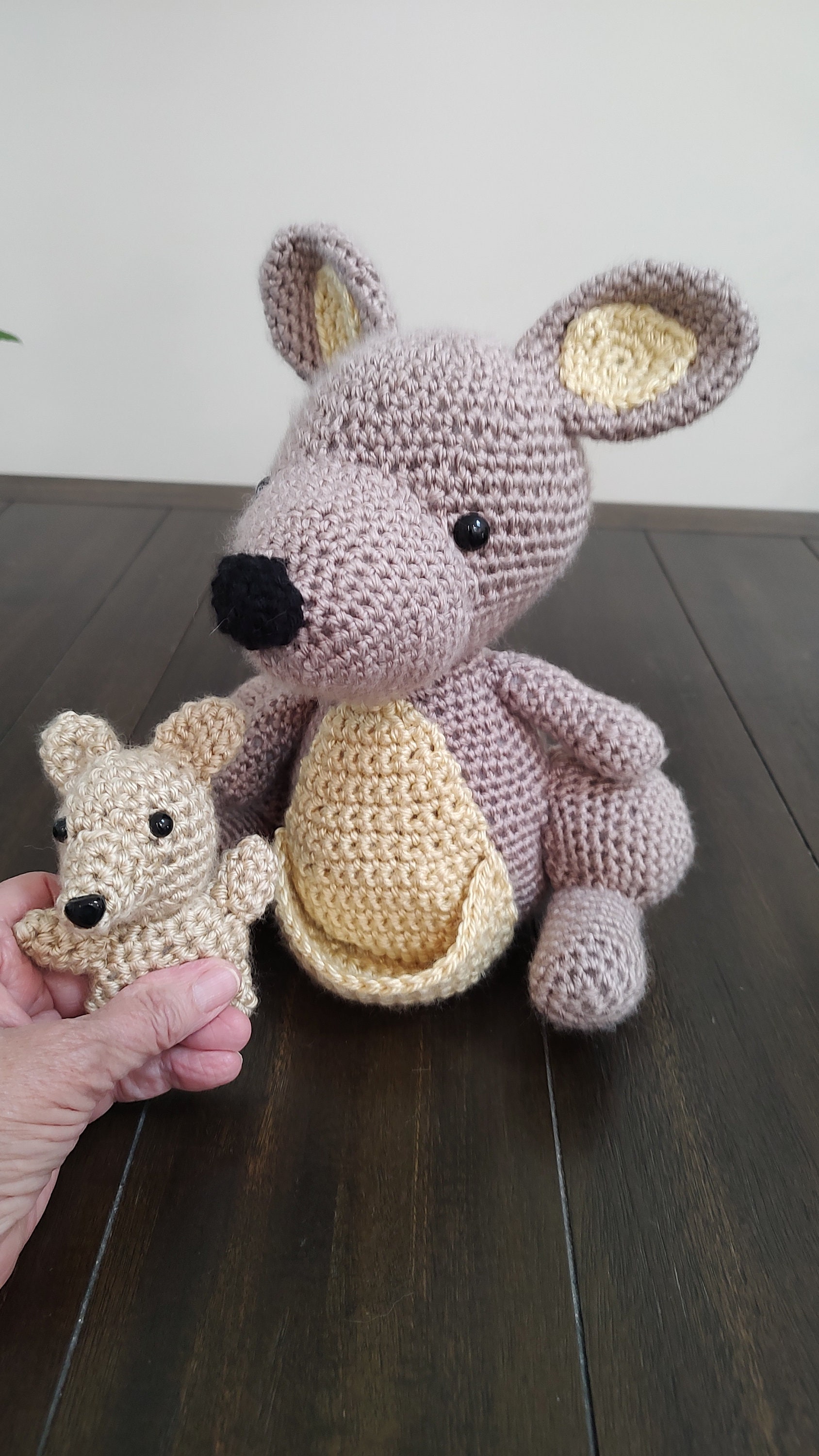 Kangaroo and Baby Roo - Etsy