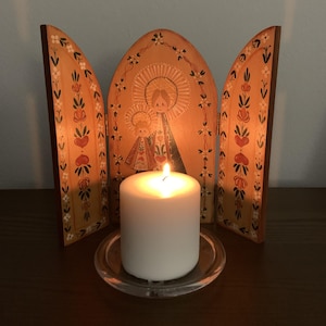 Folk Art Hand Painted Wooden Madonna And Child Trifold